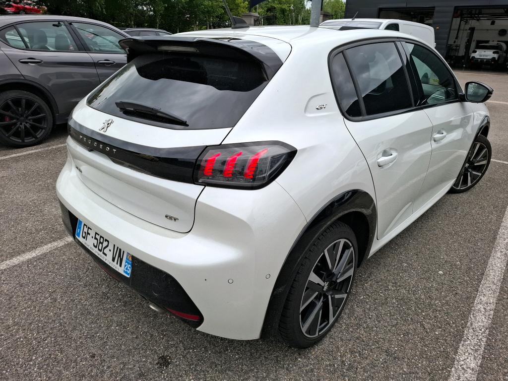 Peugeot 208 PureTech 100 S&S EAT8 GT 2022