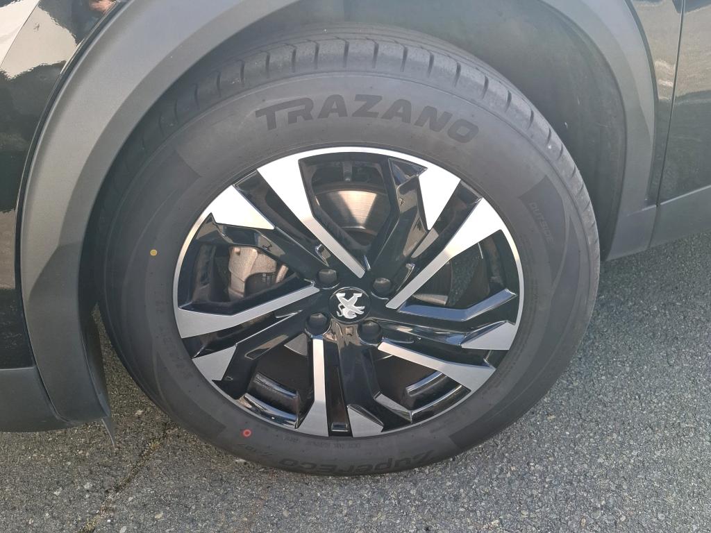 Peugeot 2008 BlueHDi 130 S&S EAT8 Allure Pack 2022