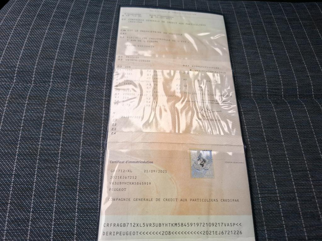 Peugeot 208 BLUEHDI 100 S&S BVM6 PREMIUM PACK 2021