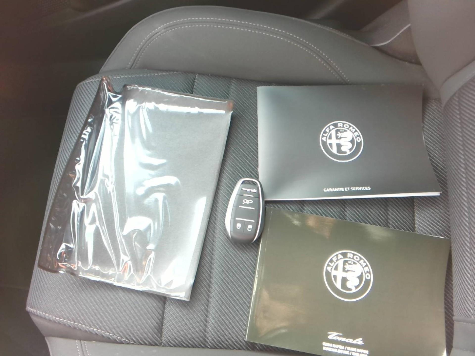 ALFA ROMEO Tonale 1.3 Hybride Rechargeable PHEV 280ch AT6 Q4 Ti 2024