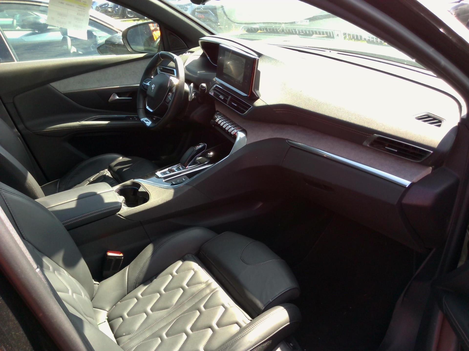 Peugeot 3008 Hybrid 225 e-EAT8 GT 2022