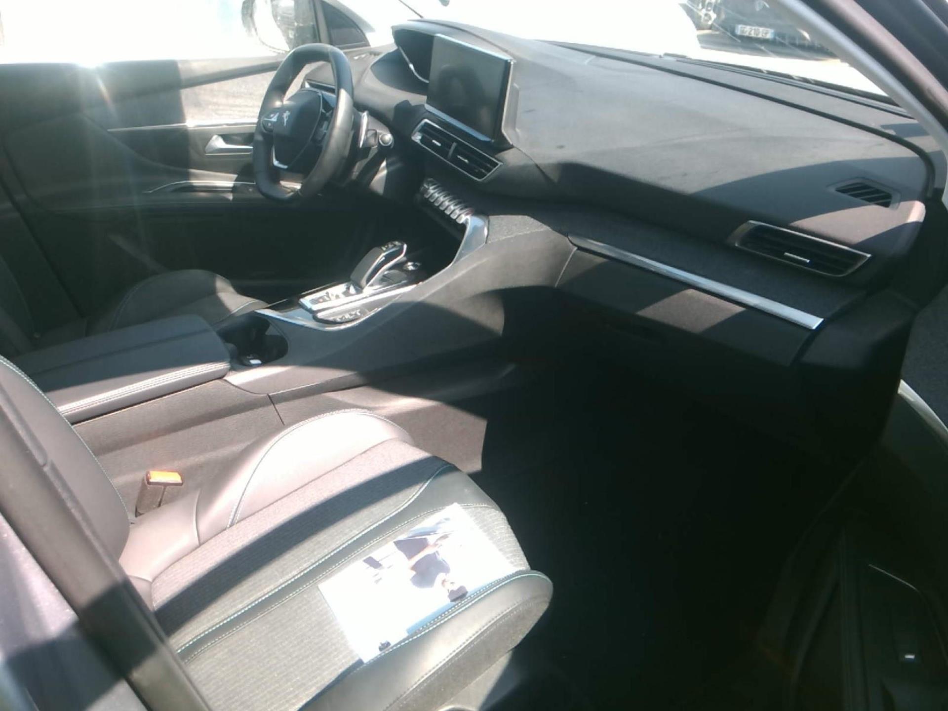 Peugeot 3008 Hybrid 225 e-EAT8 Allure Pack 2022