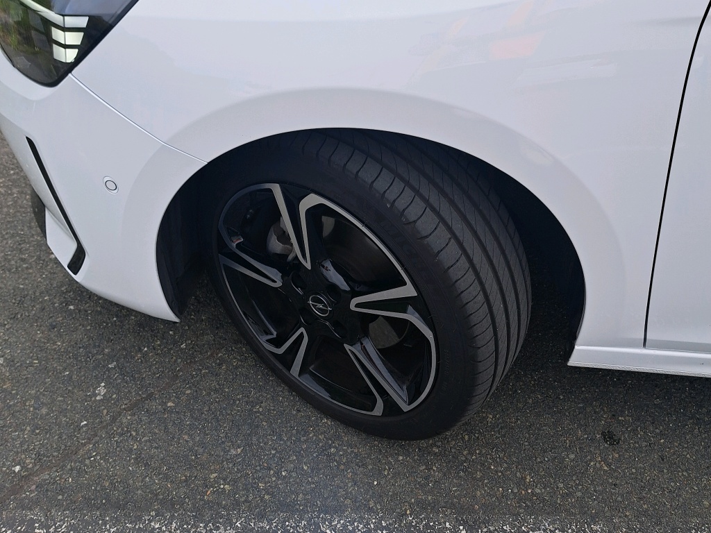 Opel Corsa 1.2 Turbo 100 ch GS 2024