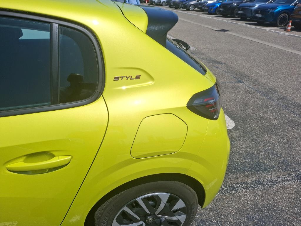 Peugeot 208 Hybrid 110 ch e-DCS6 Style 2025