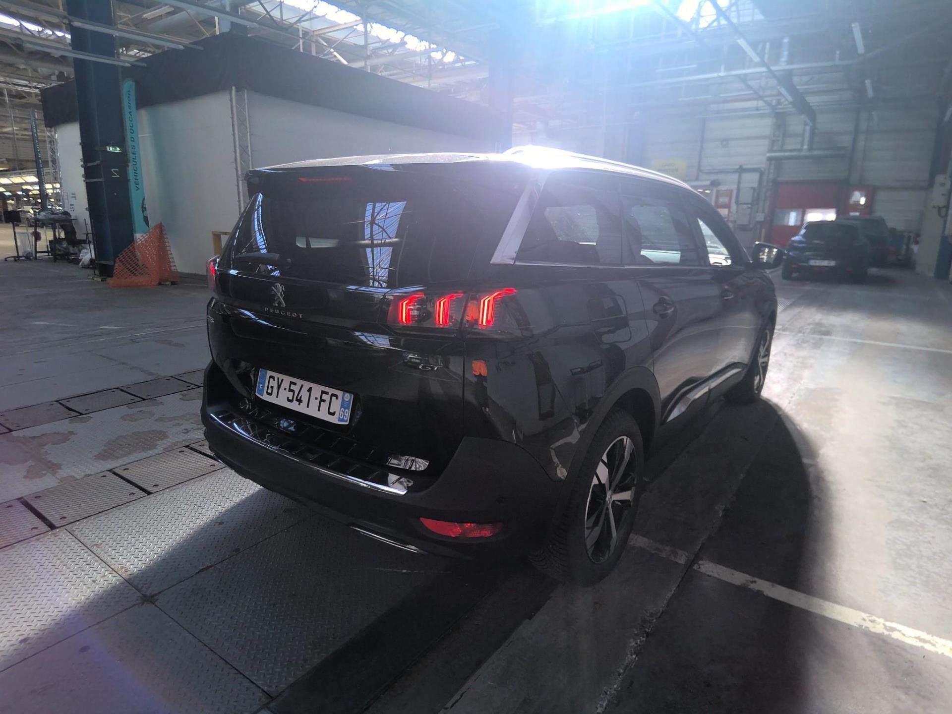 Peugeot 5008 BlueHDi 130ch S&S EAT8 GT 2024