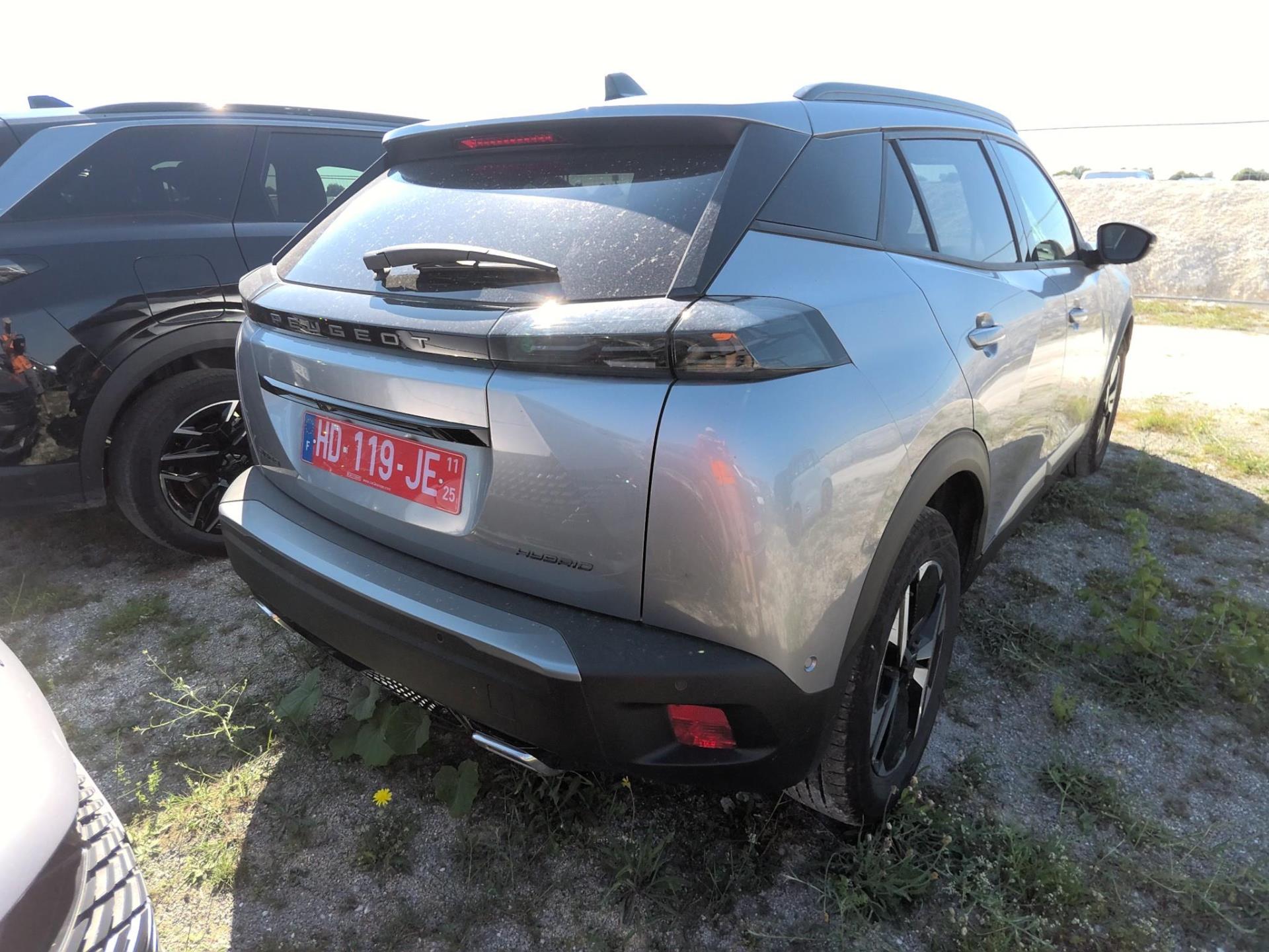 Peugeot 2008 Hybrid 145 e-DCS6 Allure 2025