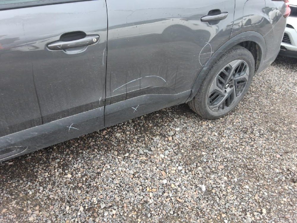 Foto Citroën C4 X 16
