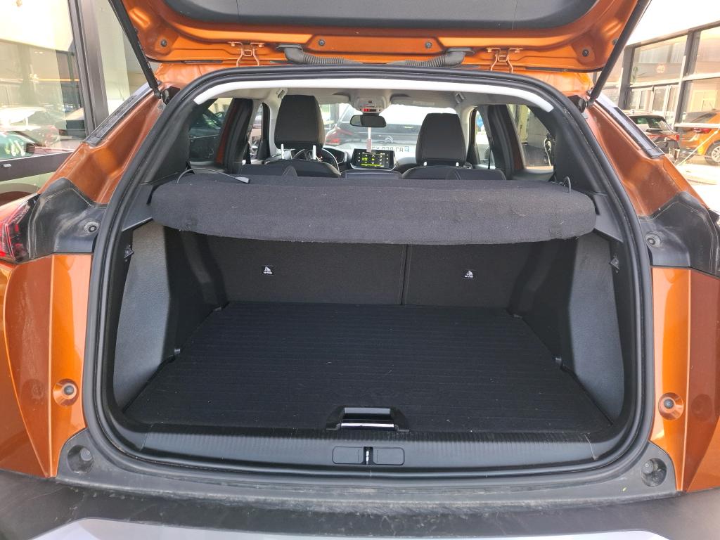 Peugeot 2008 BlueHDi 130 S&S EAT8 Allure Pack 2022