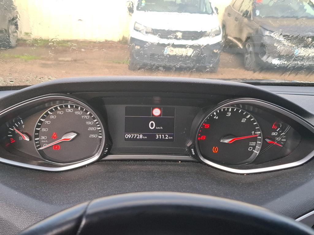 Peugeot 308 SW BlueHDi 130ch S&S BVM6 Active Business 2021