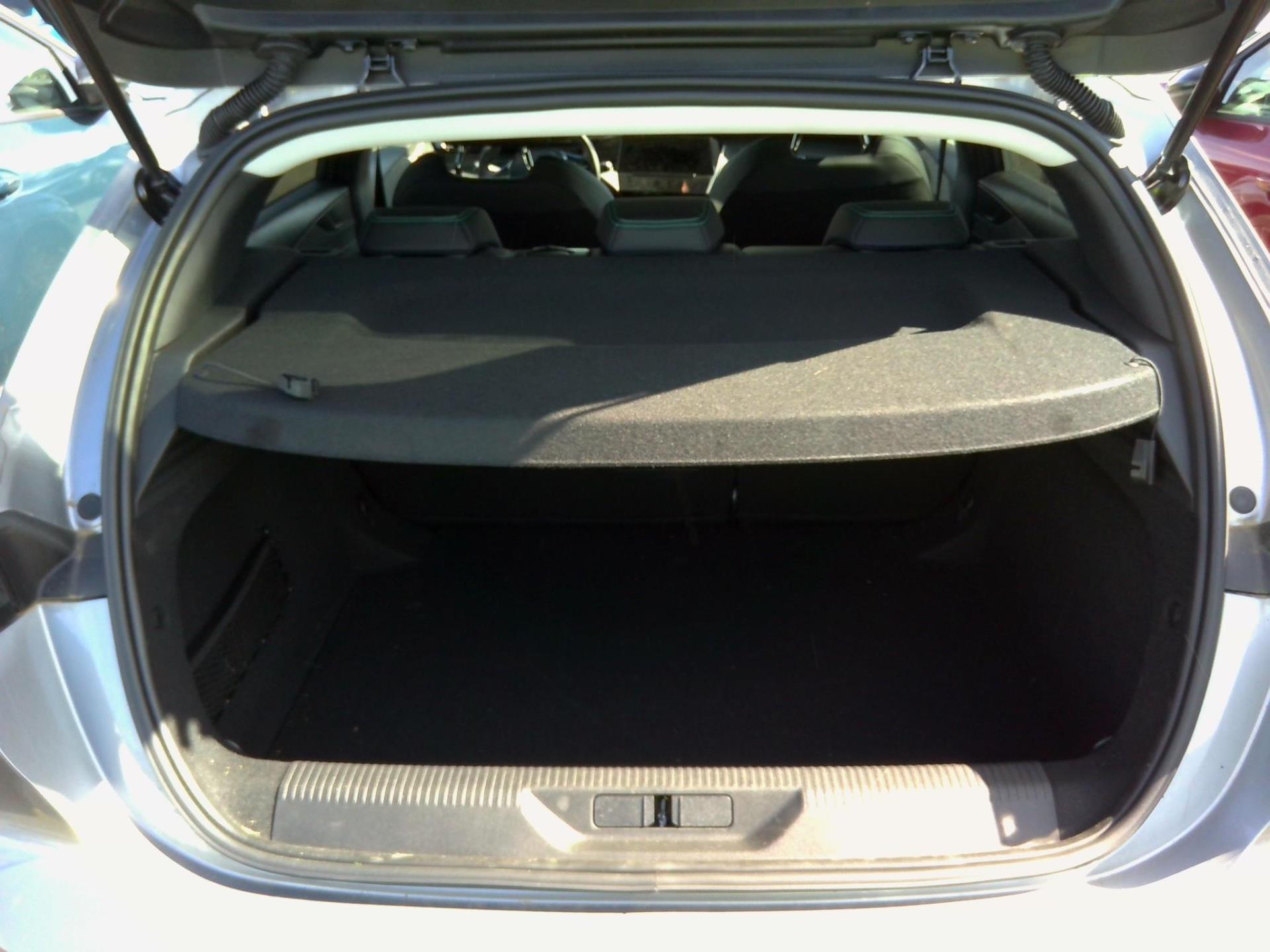 Peugeot 308 Hybrid 136 e-DCS6 Allure 2024
