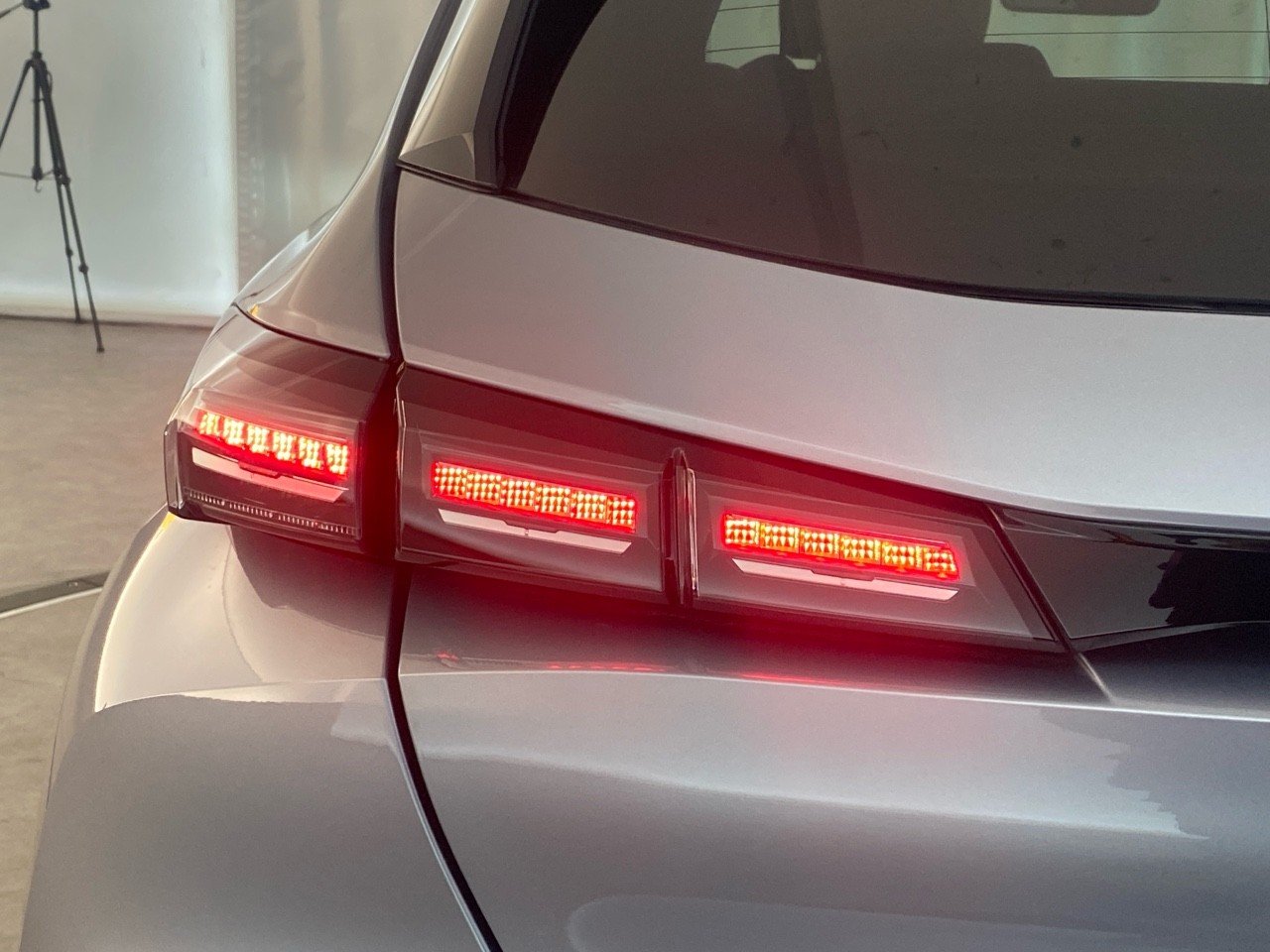 Peugeot 308 Hybrid 136 e-DCS6 Allure 2024