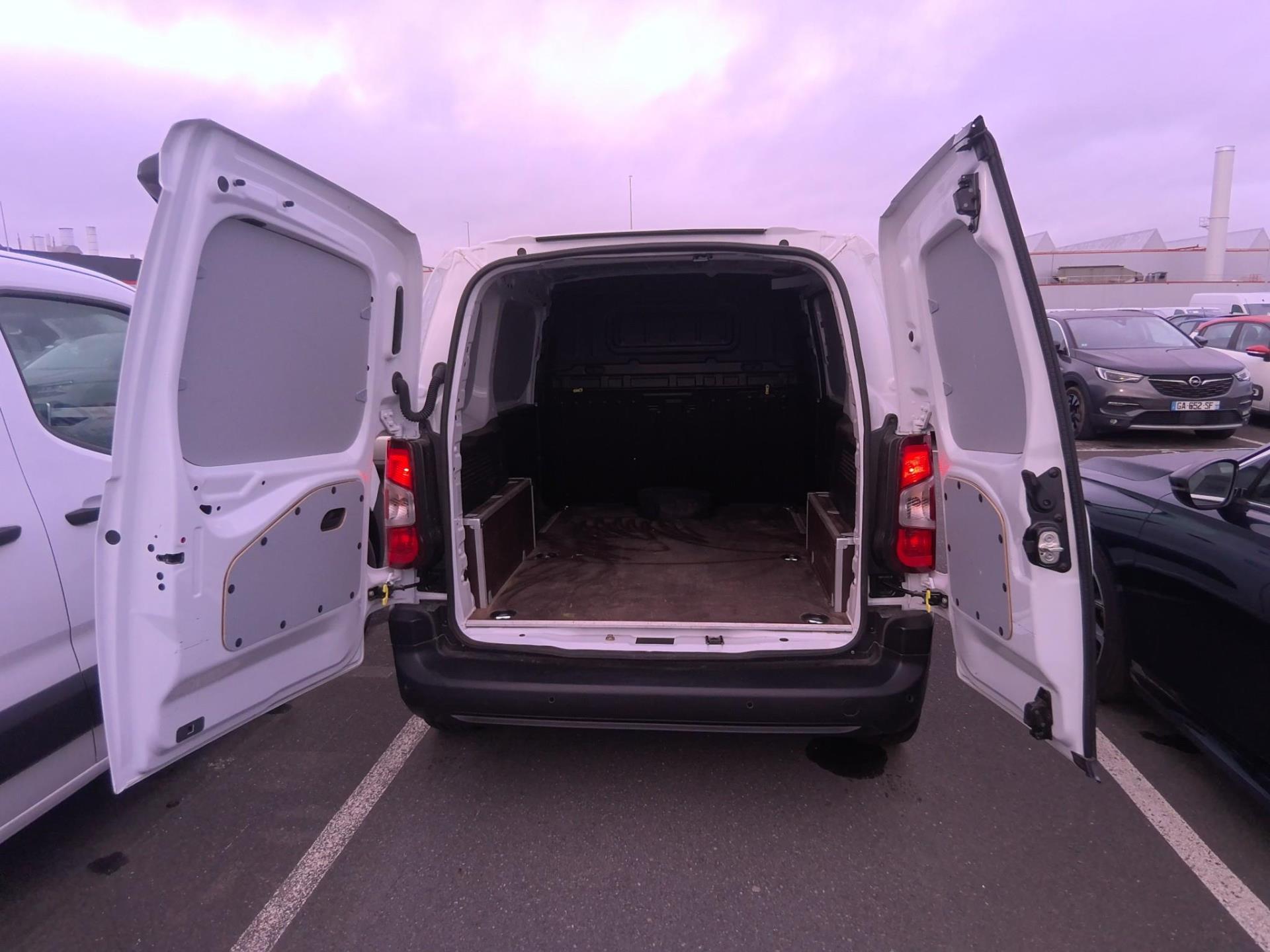 Citroen E-BERLINGO VAN TAILLE M 800KG 136 CH BATTERIE 54 KWH  2025