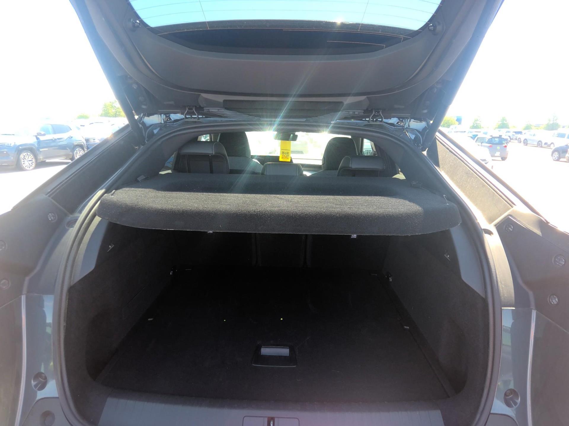 Peugeot 3008 Hybrid 145 e-DCS6 GT 2025