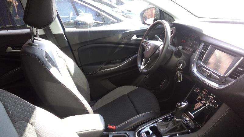 Foto Opel Grandland X 17