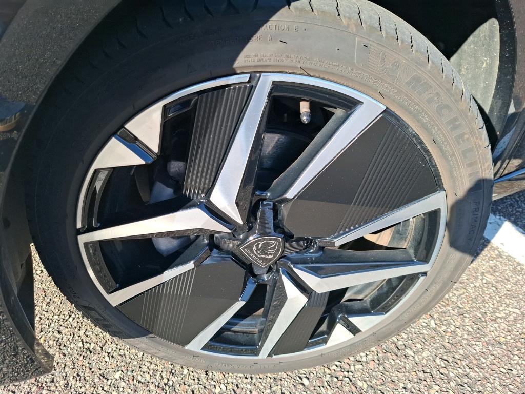 Peugeot 208 Hybrid 136 e-DCS6 GT 2025