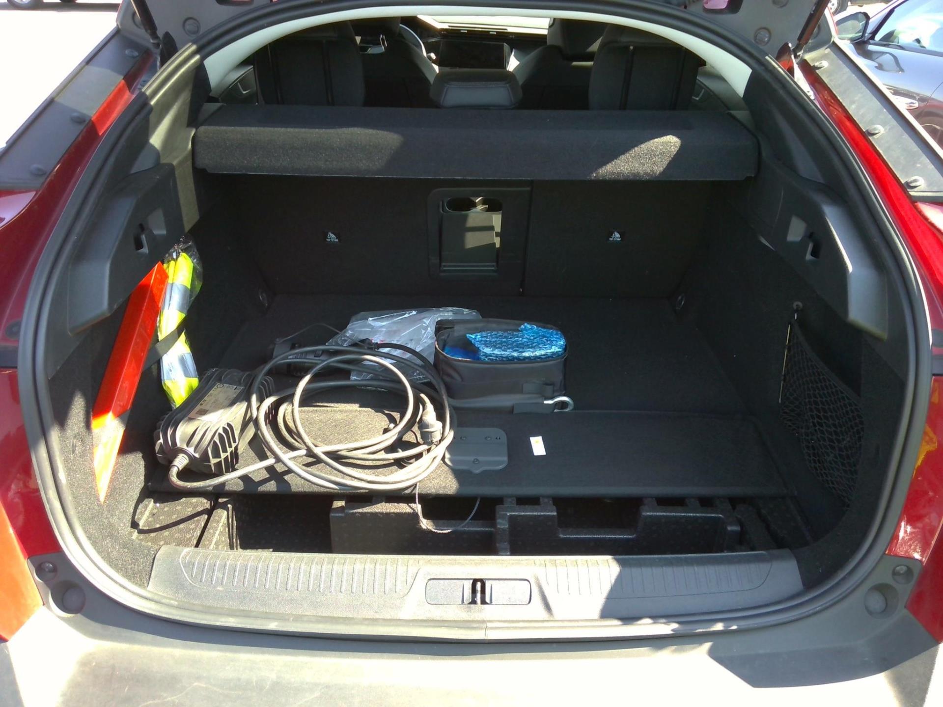 Peugeot 408 PHEV 225 e-EAT8 Allure Pack 2022
