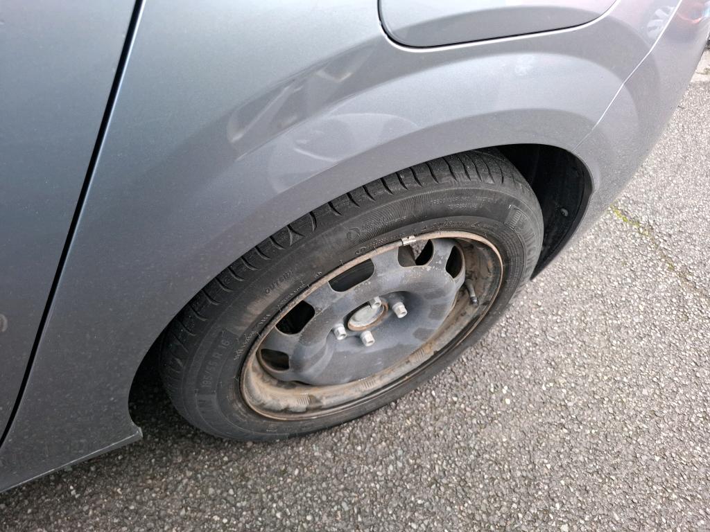 Peugeot 208 PureTech 100 S&S BVM6 Active 2024