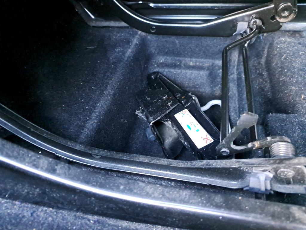 Peugeot PARTNER FOURGON LONG 950 KG BLUEHDI 100 S&S BVM5 ASPHALT 2021