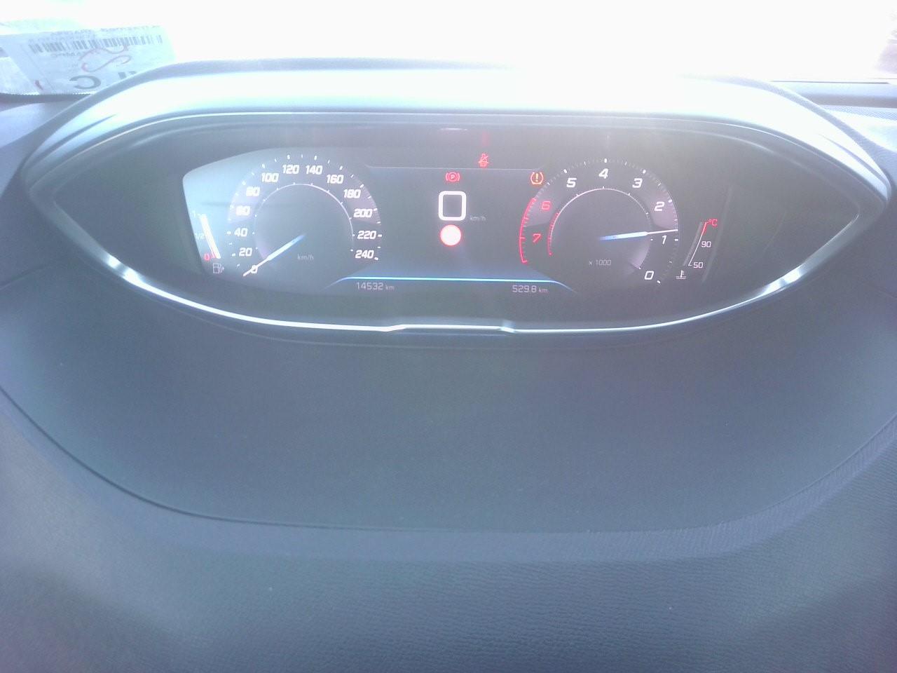 Foto Peugeot 3008 4