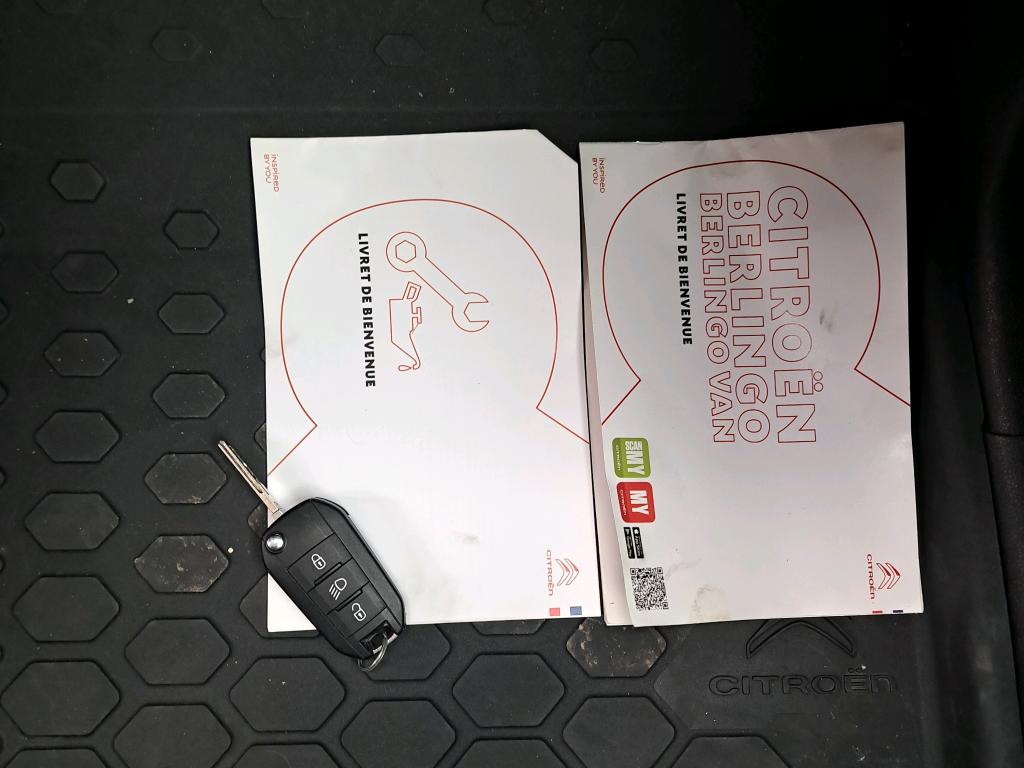 Citroen Berlingo Taille XL 7pl PureTech 130 S&S EAT8 Feel Pack 2022