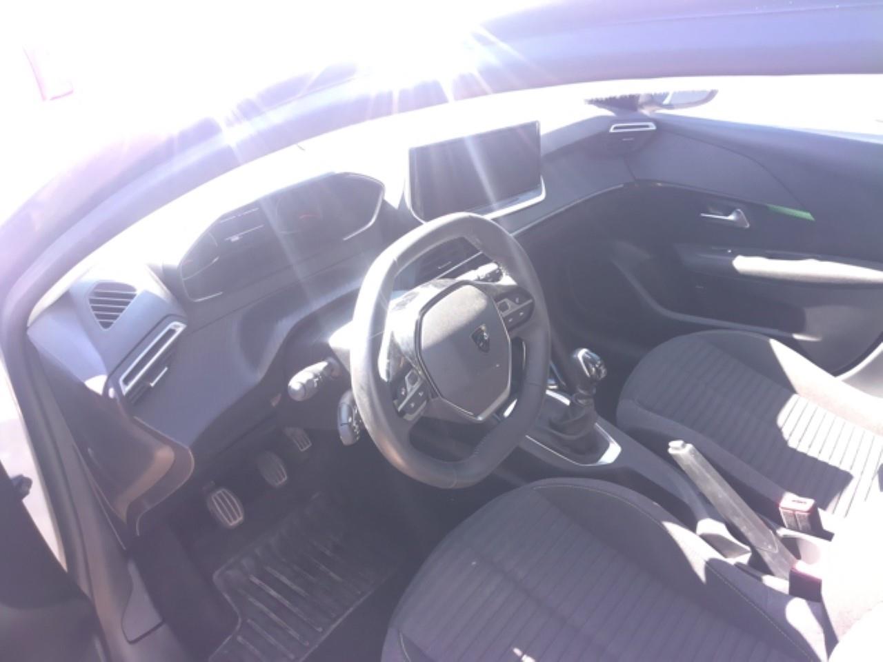 Foto Peugeot 208 3