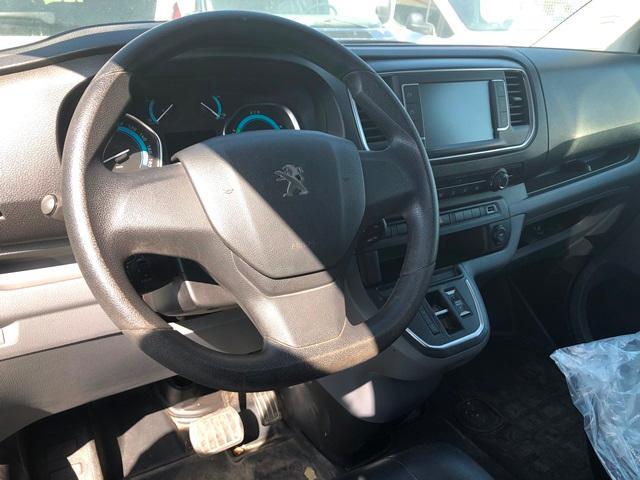 Foto Peugeot e-Expert 5