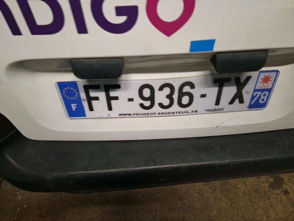 Peugeot PARTNER FOURGON STANDARD 650 KG BLUEHDI 75 BVM5 PREMIUM 2019