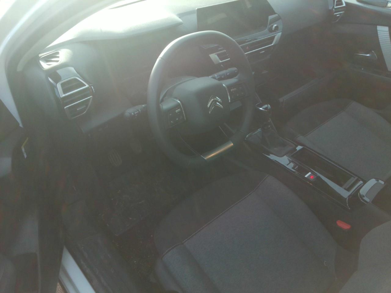 Foto Citroën C4 X 3
