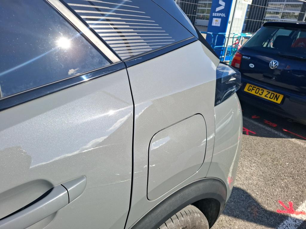 Peugeot 2008 PureTech 130 S&S EAT8 GT 2024