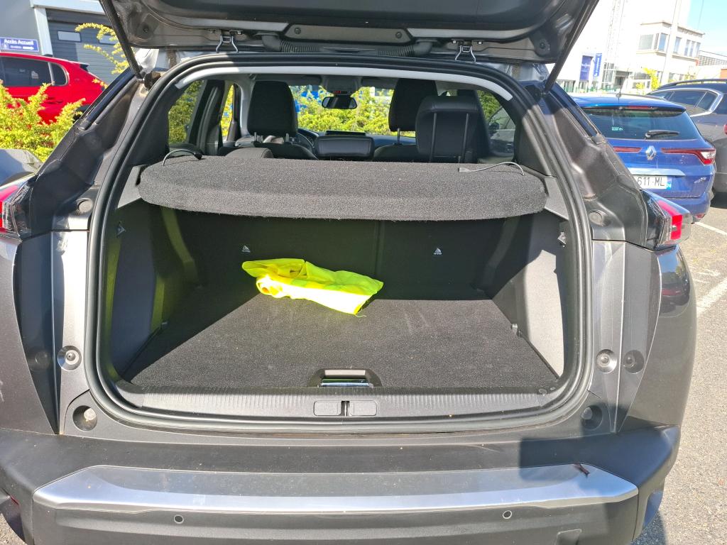 Peugeot 2008 BlueHDi 130 S&S EAT8 Allure 2022