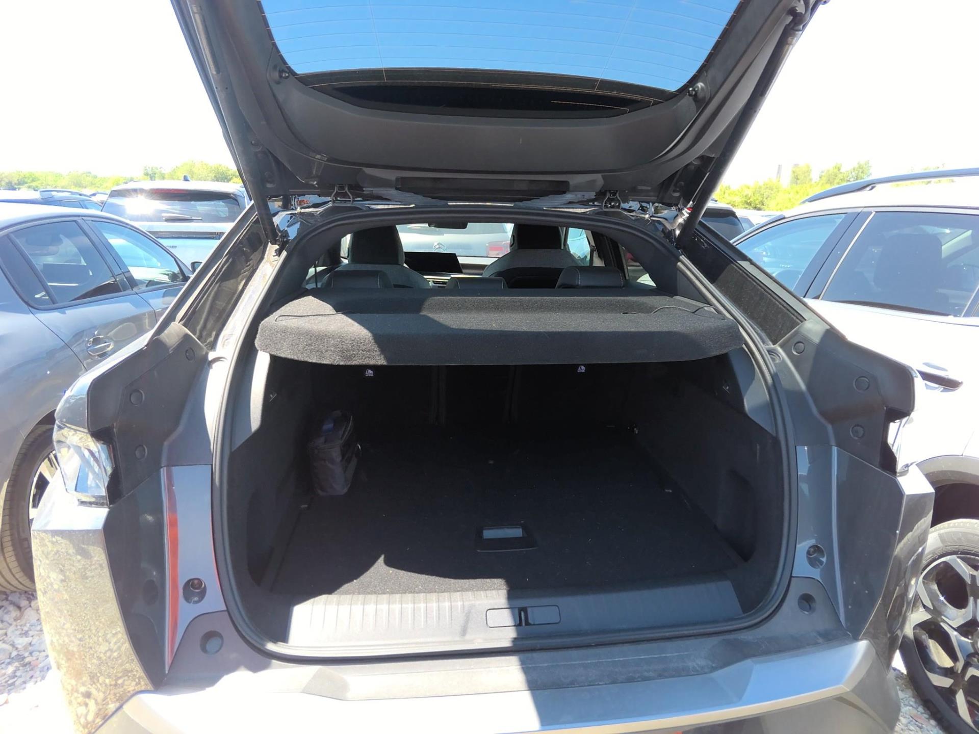 Peugeot 3008 Hybrid 145 e-DCS6 GT 2025