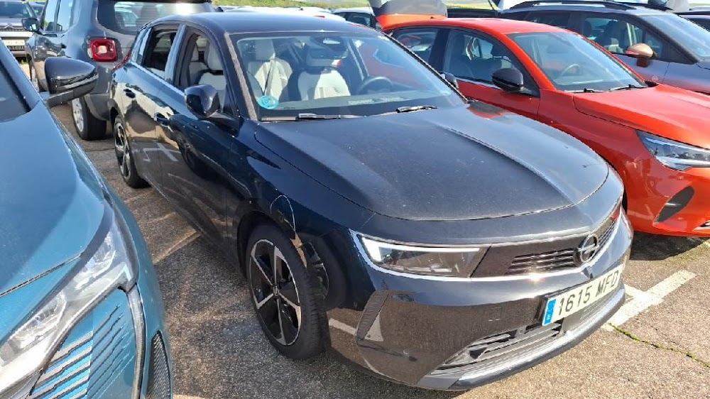 Foto Opel Astra 9