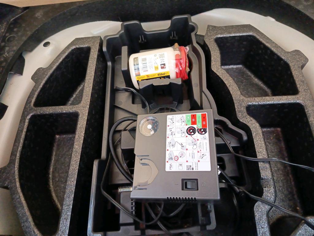 Peugeot 208 BLUEHDI 100 S&S BVM6 PREMIUM 2022