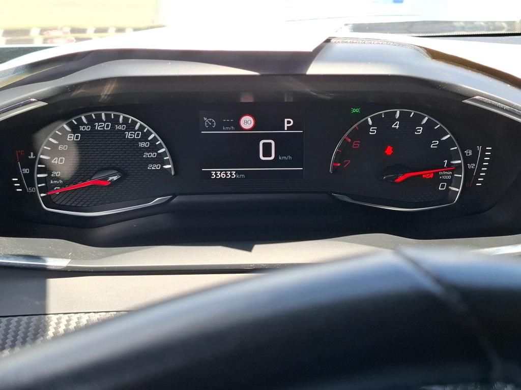 Peugeot 2008 BlueHDi 130 S&S EAT8 Active Business 2021