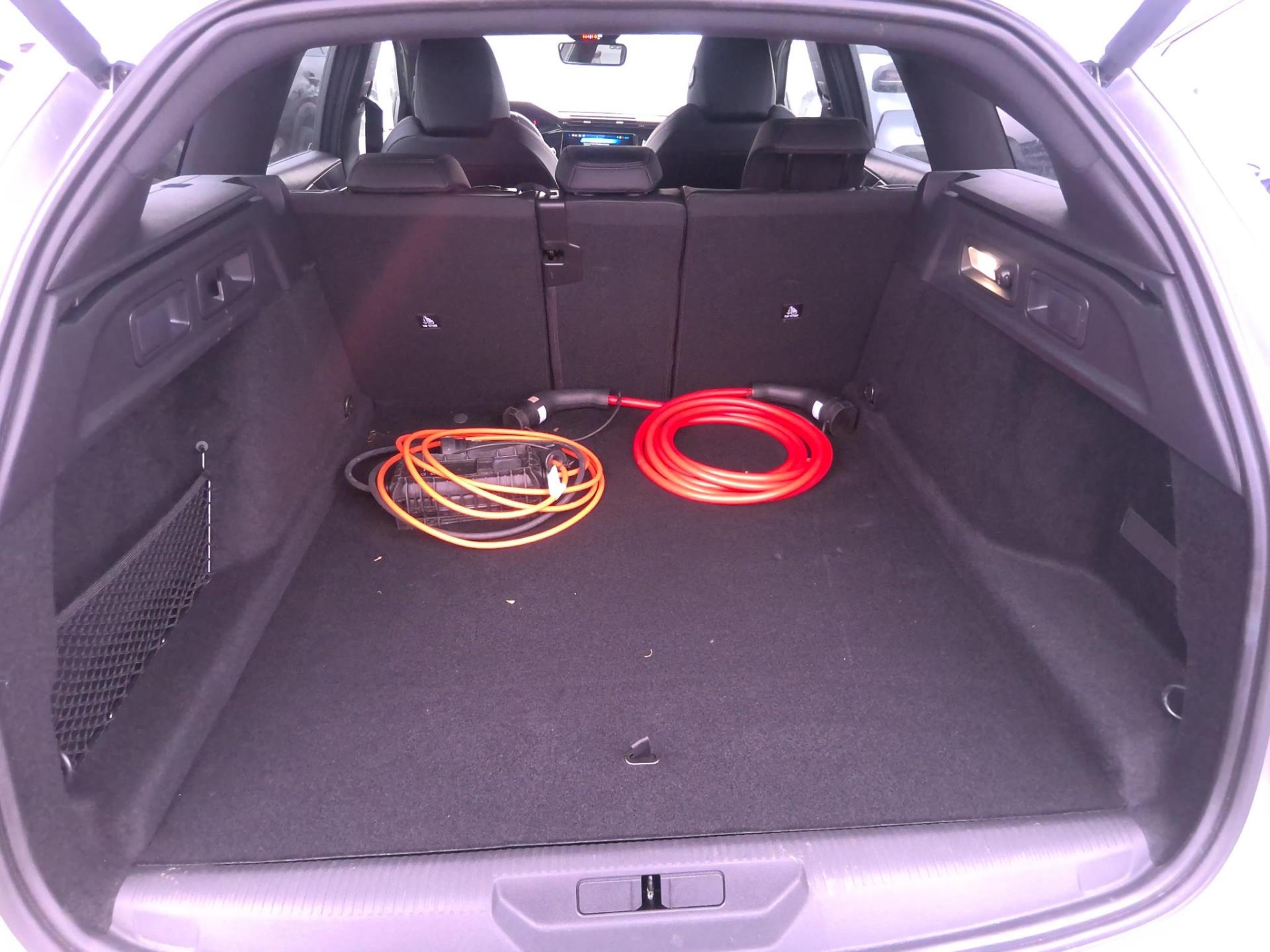 Peugeot 308 SW Electrique 55 kWh 156ch GT 2025