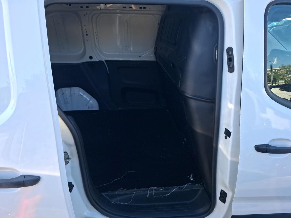 Peugeot PARTNER FOURGON STANDARD 650 KG BLUEHDI 130 S&S EAT8 ASPHALT 2021