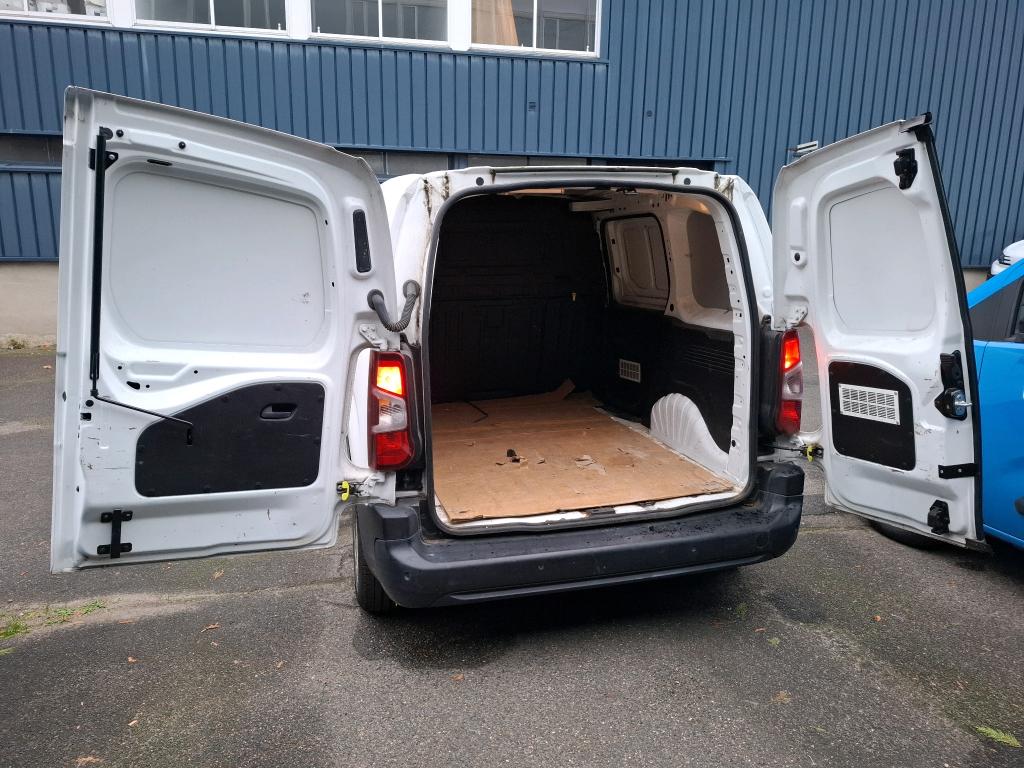 Peugeot PARTNER FOURGON STANDARD 650 KG BLUEHDI 100 S&S BVM5 PREMIUM 2019