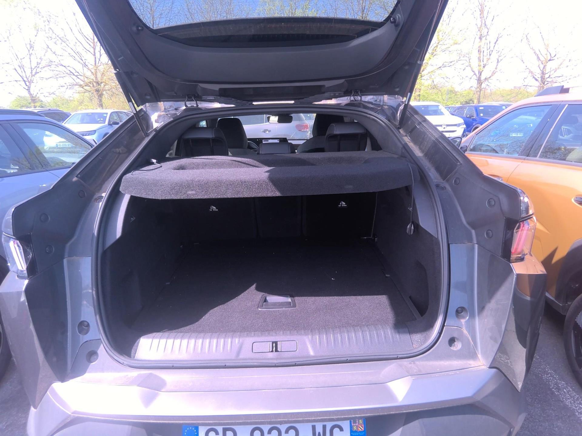 Peugeot 3008 III 