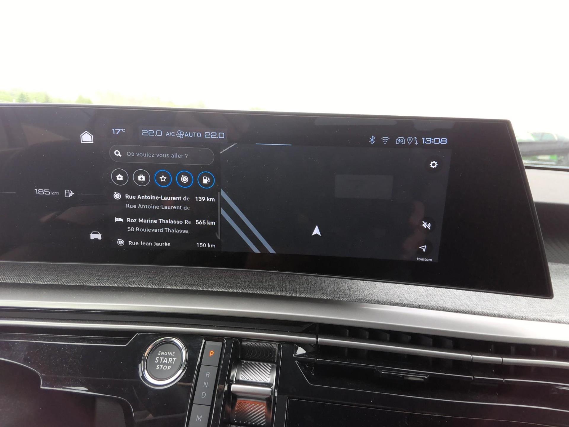 Peugeot 3008 Hybrid 136 e-DCS6 Allure 2024