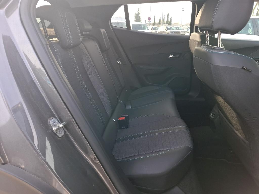 Peugeot 2008 BlueHDi 130 S&S EAT8 Allure 2021