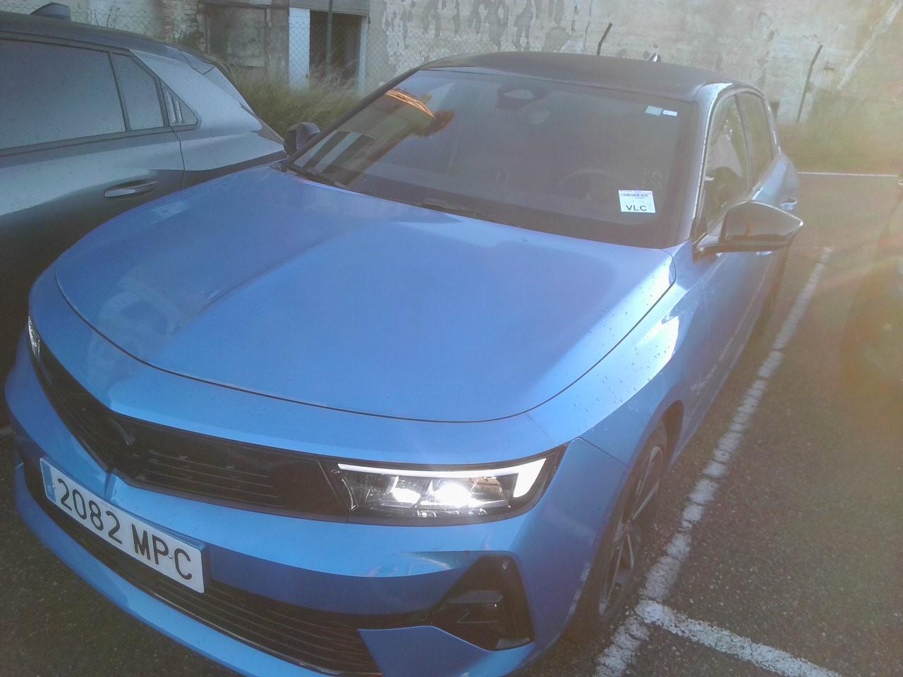 Opel Astra Astra 5P GS 1.2T XHT MT6 S/S 130 CV (96kW)