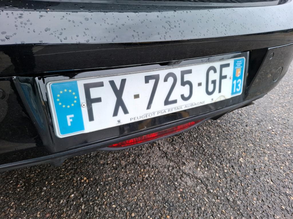 Peugeot 208 PureTech 100 S&S EAT8 Allure 2021