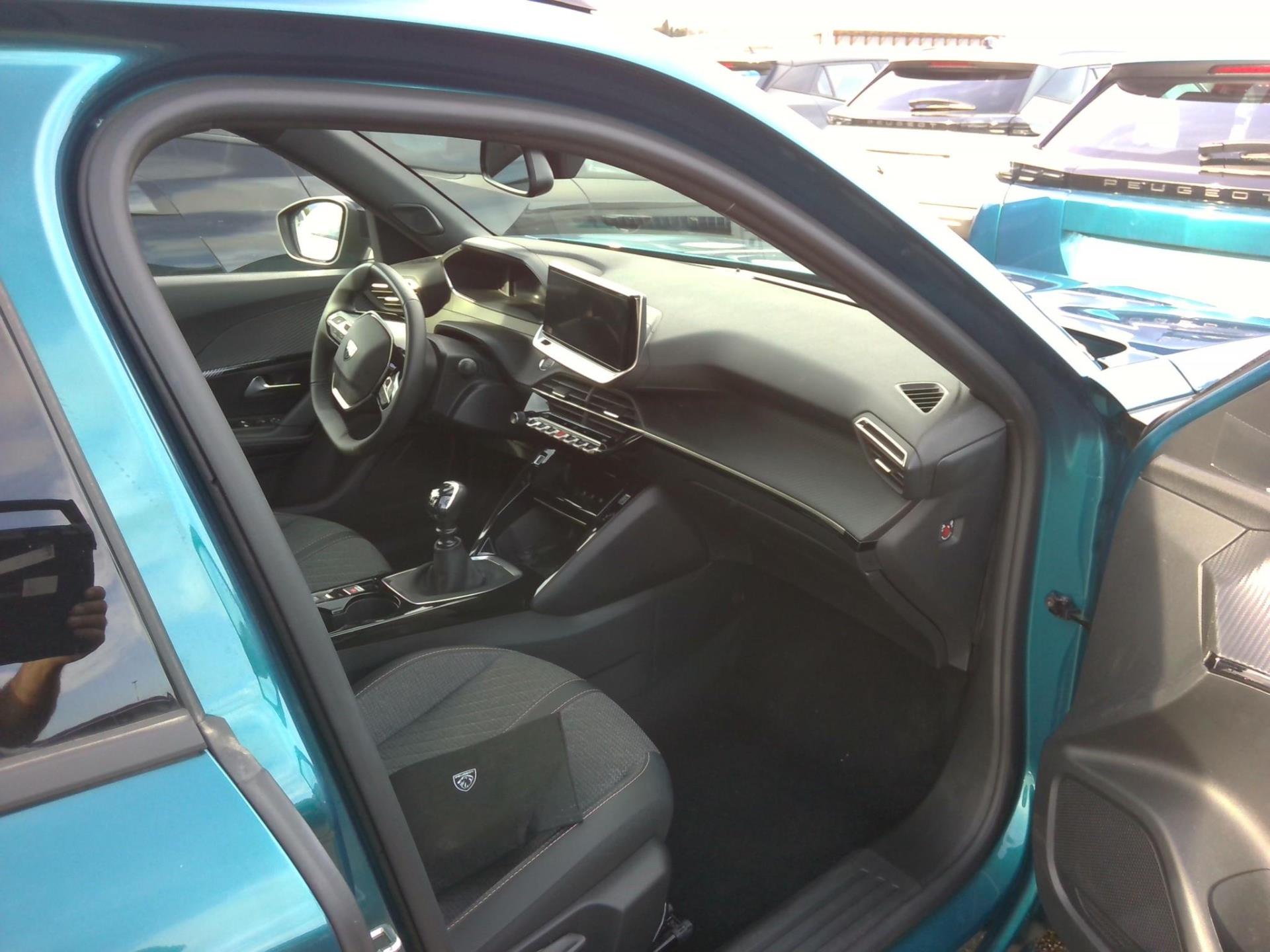 Peugeot 2008 100 S&S BVM6 Allure 2025