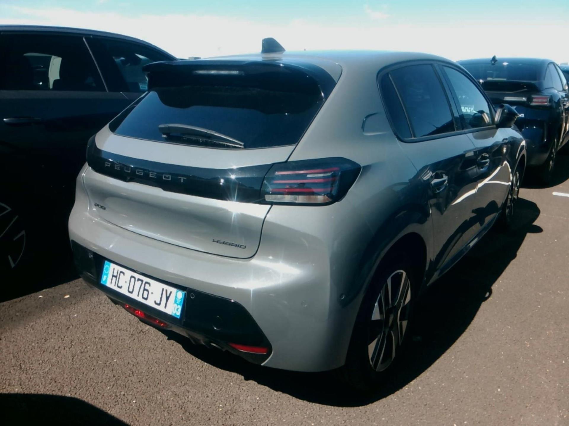Peugeot 208 Hybrid 100 e-DCS6 Allure 2025