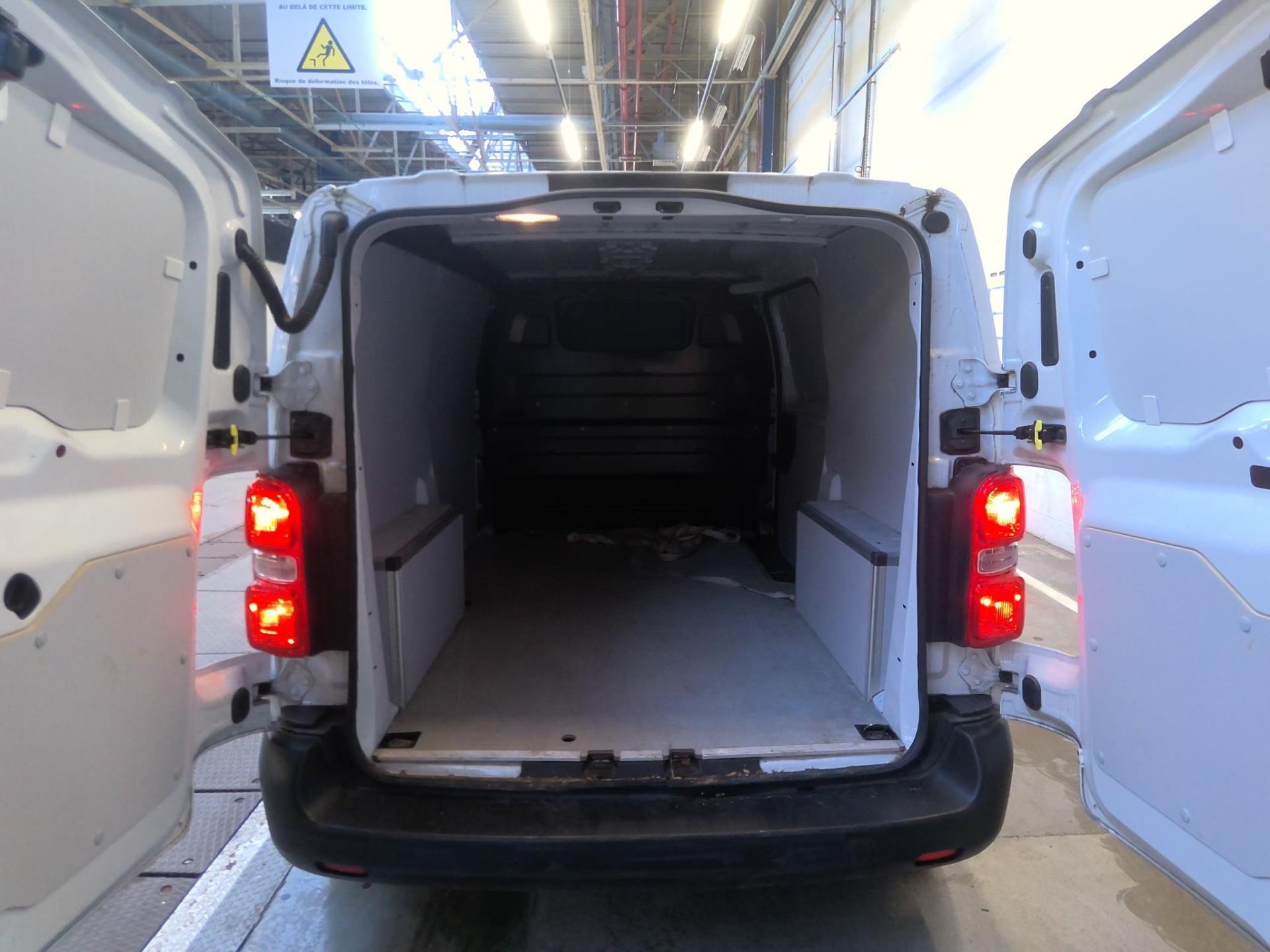 Peugeot EXPERT FGN TOLE M BLUEHDI 120 S&S BVM6  2023