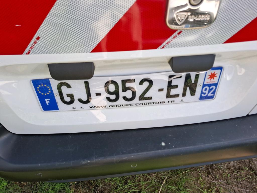 Peugeot PARTNER FOURGON STANDARD 650 KG BLUEHDI 100 S&S BVM6 ASPHALT 2022