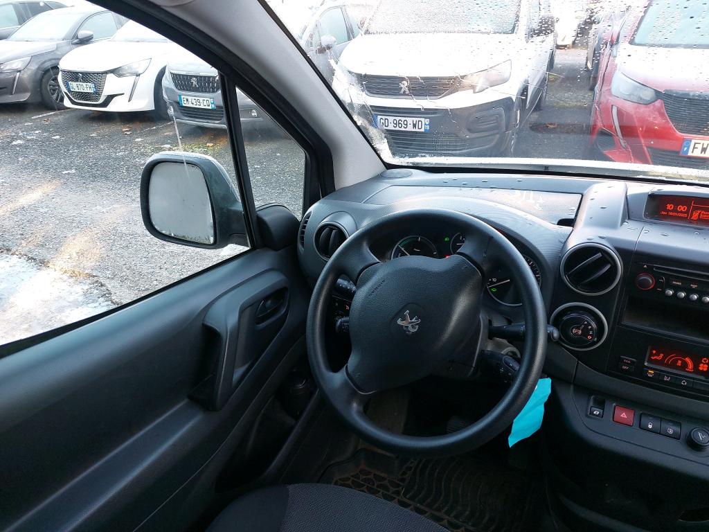 Peugeot PARTNER FOURGON ELECTRIC STANDARD PREMIUM AVEC BATTERIE 2017