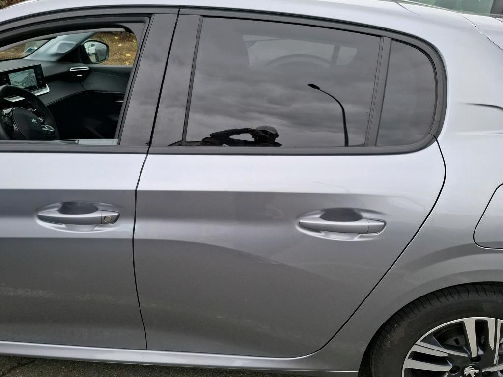 Peugeot 208 PureTech 100 S&S EAT8 Allure Pack 2022