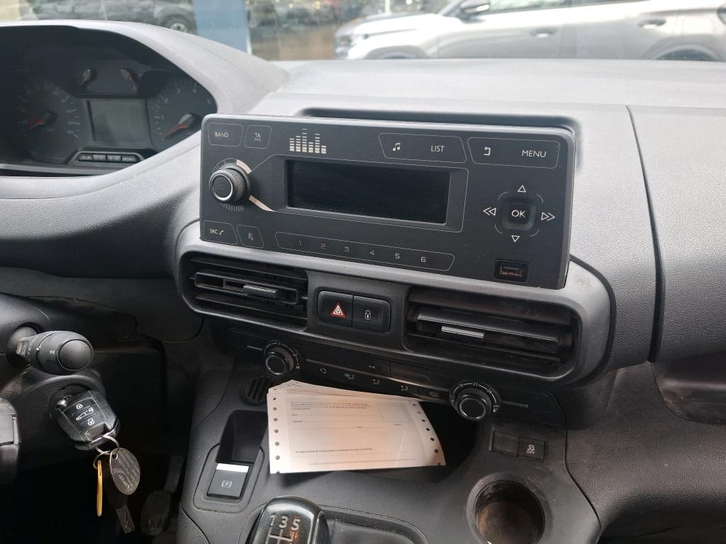 Peugeot PARTNER FOURGON STANDARD 650 KG BLUEHDI 100 S&S BVM5 PREMIUM 2019