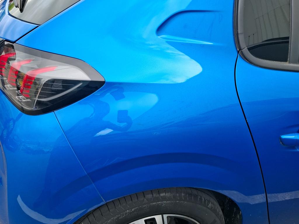 Peugeot 208 PureTech 100 S&S EAT8 Allure 2022